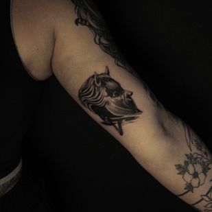 Female Black and Grey Graphic tattoo #95981 | Tattoo Artist Daria Duck