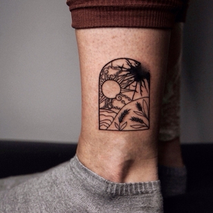 Female Black Graphic tattoo on Leg #101160 | Tattoo Artist Daria Duck