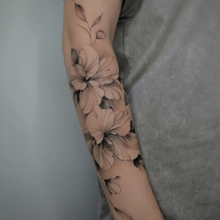 Female Black and Grey Fineline tattoo on Forearm #96154 | Tattoo Artist Smishko Leonid