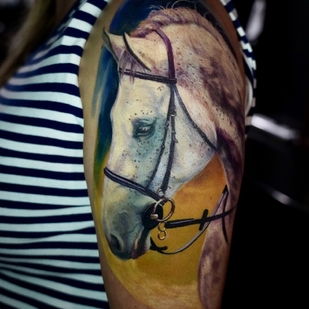 Female Color Realism tattoo on Shoulder #101118 | Tattoo Artist Mariya Rodchin