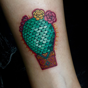 Female Color Patch tattoo #102399 | Tattoo Artist Rafaela Herrera Art