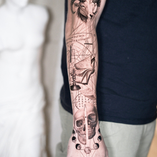 Male Black and Grey Micro realism tattoo on Forearm #94176 | Tattoo Artist Kirill Antique