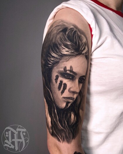 Tattoo Idea # Tattoo Artist Sasha Mezo