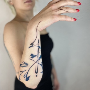 Female Color Abstract tattoo on Forearm #93378 | Tattoo Artist Mary Nepostaeva
