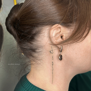 Female Black Lettering tattoo on Neck #99468 | Tattoo Artist Valeriya Ranio