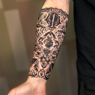 Male Black Tribal tattoo on Forearm #99476 | Tattoo Artist Valeriya Ranio