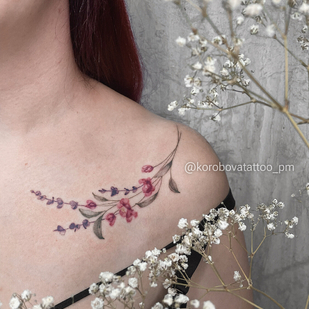Female Color Watercolor tattoo on Collarbone #95529 | Tattoo Artist Elena Korobova