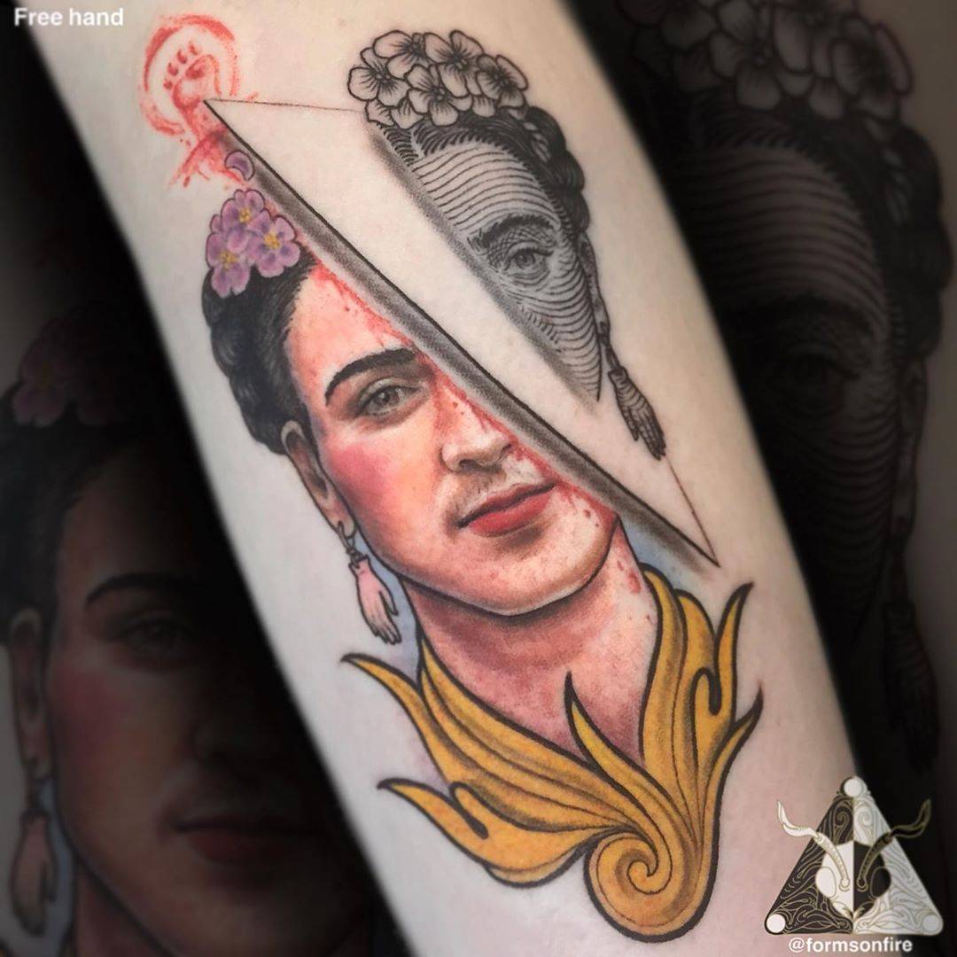 Tattoo artist Forms, freehand tattoo with both hands | Dublin, Ireland