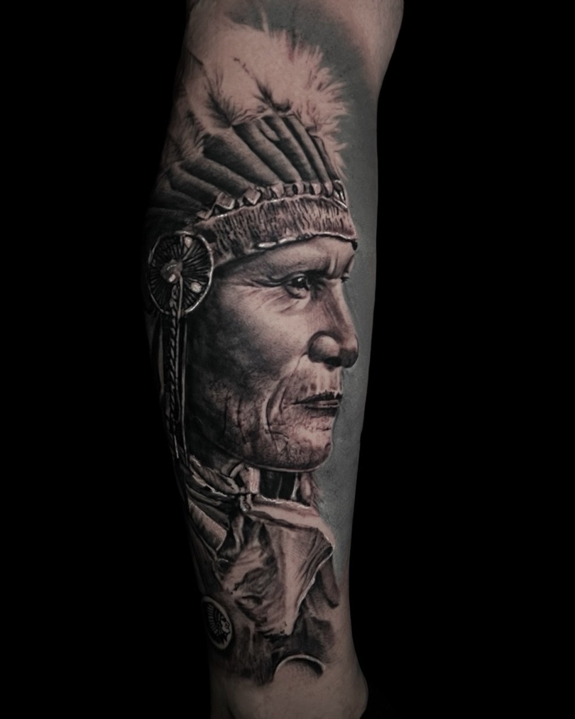 Black & Grey Realism by Belén
