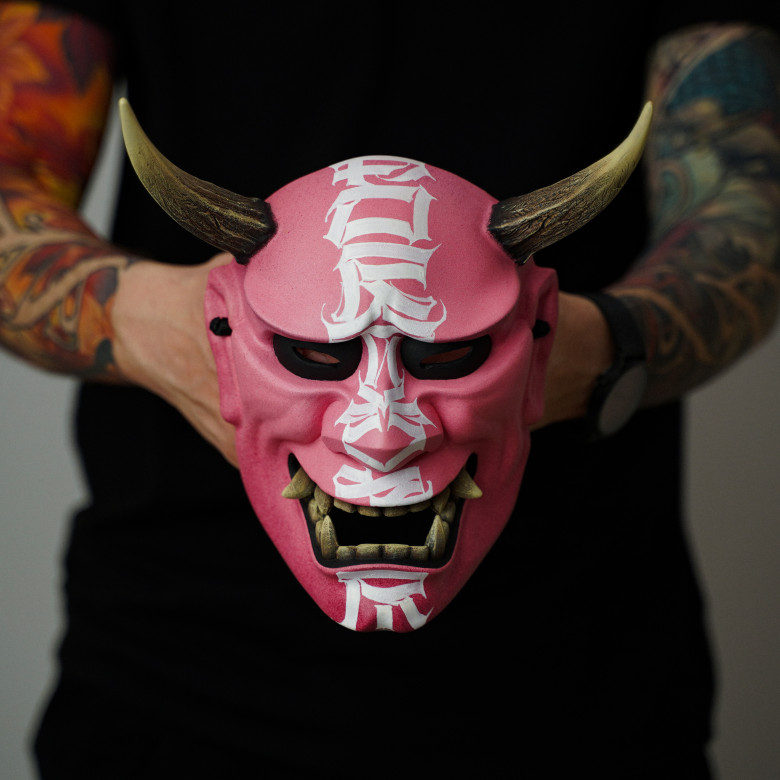 Japanese mask brand Go.Jirra