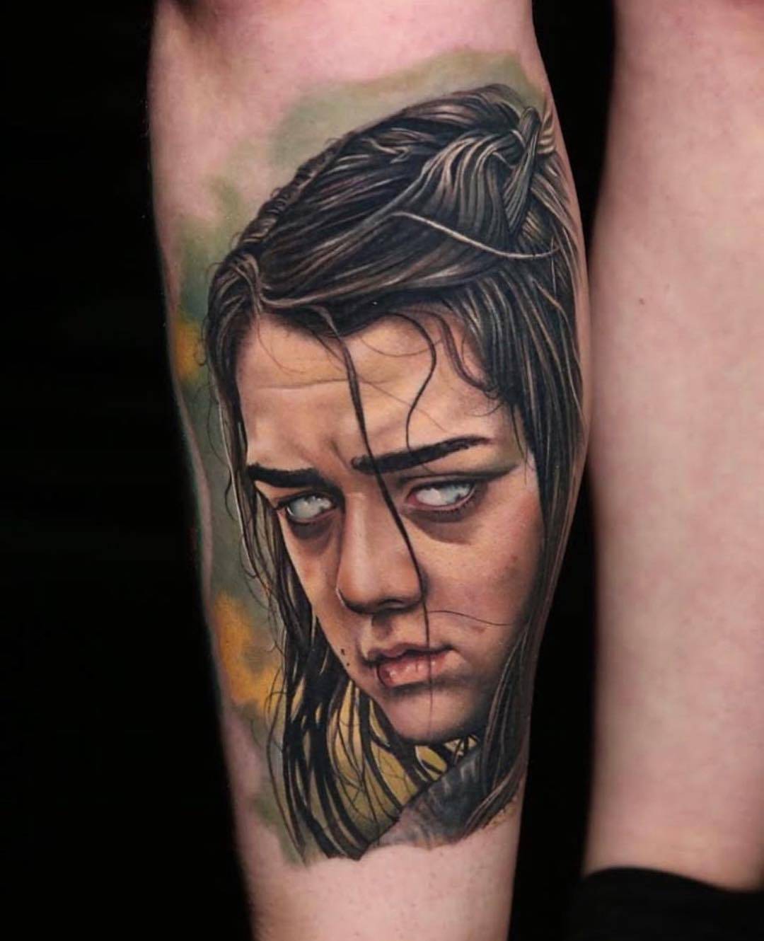 Tattoo artist Victor Chil