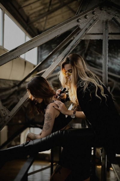 Karyna Pulcho: Un tatuaje es una forma de ayudar a las personas a recuperar la confianza y la alegría de vivir