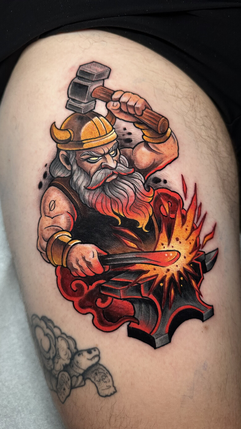 Color, movimiento y cultura pop en el arte del tatuaje de Yllson