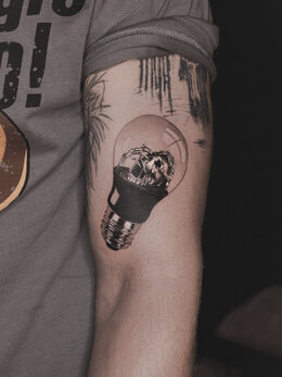 Microrealism tattoo