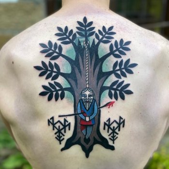 Artista del tatuaje Bård Tjelta