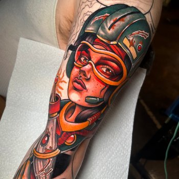 Artista del tatuaje Jess Longfield