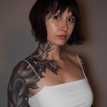 Artista del tatuaje Инна Мирова 