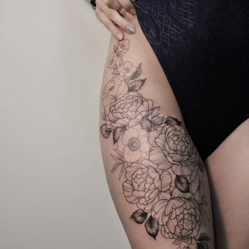 Artista del tatuaje Irene Bogachuk