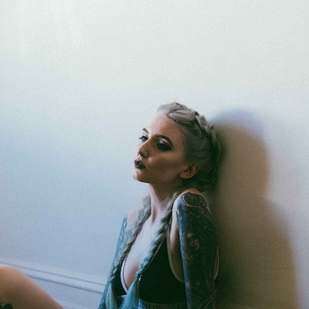 🔥 Fotos sensuales, portafolio de modelo  #6189 Modelo de tatuajes Kimberry Behets