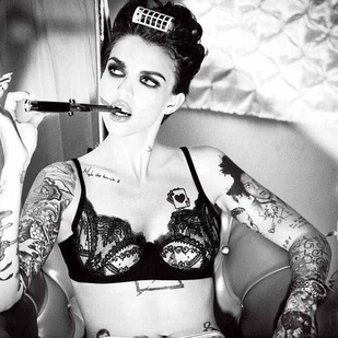 🔥 Fotos sensuales, portafolio de modelo  #15957 Modelo de tatuajes Ruby Rose