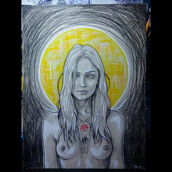 Artista del tatuaje Elena Kuznecova