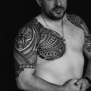 Masculino Negro Polinesio tatuaje en Manga #62835 | Tattoo Artist Maxim Desnev