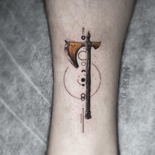 Masculino Negro y Gris Microrealismo tatuaje en Espinilla #64894 | Tattoo Artist Kirill Antique