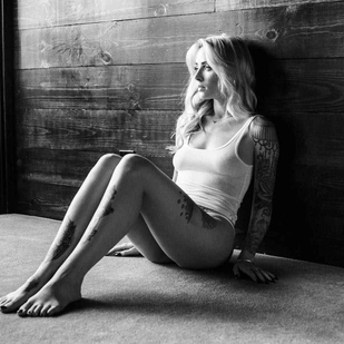 🔥 Fotos sensuales, portafolio de modelo  #8750 Modelo de tatuajes Alysha Nett