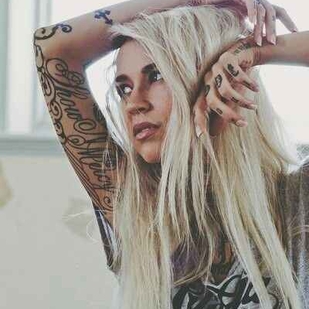 🔥 Fotos sensuales, portafolio de modelo  #8654 Modelo de tatuajes Sara Fabel
