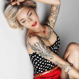 🔥 Fotos sensuales, portafolio de modelo  #8653 Modelo de tatuajes Sara Fabel