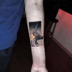 Masculino Negro y Gris Microrealismo tatuaje en Antebrazo #39401 | Tattoo Artist Kirill Antique