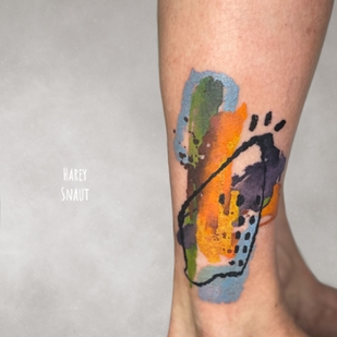 Femenino Color Abstracto tatuaje en Espinilla #53614 | Tattoo Artist Harey Snaut