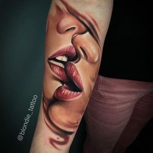 Masculino Negro y Gris Realismo tatuaje en Antebrazo #65899 | Tattoo Artist Albina Kruchinina / blondie_tattoo