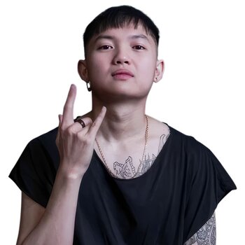 Artista del tatuaje Minh Pham