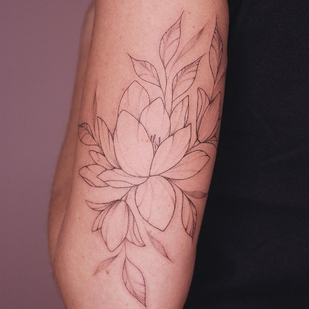 Femenino Negro Fineline tatuaje en Antebrazo #54100 | Tattoo Artist Anastasiya Kovyazina