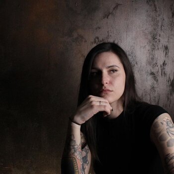 Artista del tatuaje Vanessa Core