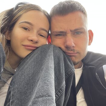 Artista del tatuaje Dmitriy Galata