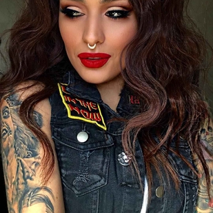 🔥 Fotos sensuales, portafolio de modelo  #772 Modelo de tatuajes Lora Arellano