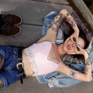 🔥 Fotos sensuales, portafolio de modelo  #757 Modelo de tatuajes Alysha Nett