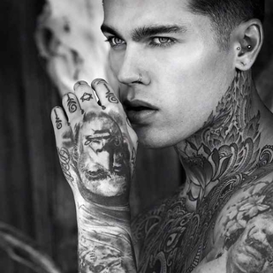 🔥 Fotos sensuales, portafolio de modelo  #897 Modelo de tatuajes Stephen James