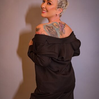 Modelo de tatuajes Claudia Dalpiaz