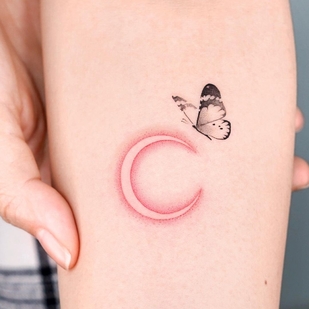 Femenino Negro Miniatura tatuaje en Pierna #56873 | Tattoo Artist Choi Yun