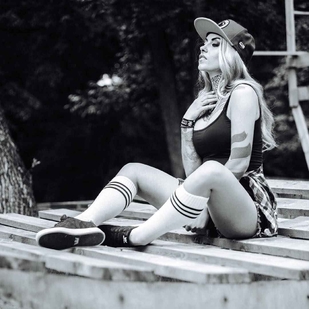 🔥 Fotos sensuales, portafolio de modelo  #2220 Modelo de tatuajes Teya Salat