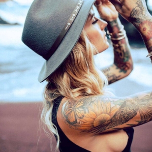 🔥 Fotos sensuales, portafolio de modelo  #24427 Modelo de tatuajes Risa Marie