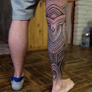 Polinesio tatuaje en Pierna #59760 | Tattoo Artist maksim kokin
