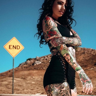 🔥 Fotos sensuales, portafolio de modelo  #15271 Modelo de tatuajes Angela Mazzanti