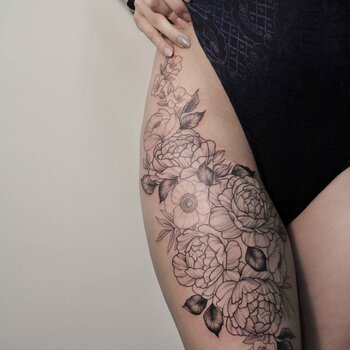 Artista del tatuaje Irene Bogachuk