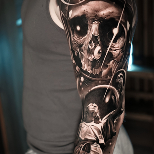 Masculino Negro Realismo tatuaje en Manga #77656 | Tattoo Artist Kirill Matusevich