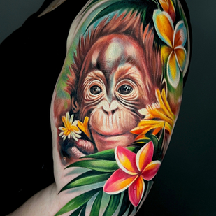 Femenino Color Realismo tatuaje en Hombro #79780 | Tattoo Artist Albina Kruchinina / blondie_tattoo