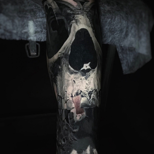 Masculino Negro y Gris Horror tatuaje en Pierna #81955 | Tattoo Artist Dislike